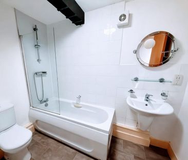 2 bedroom flat to rent - Photo 5