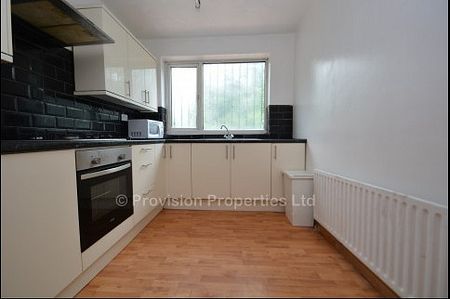 3 Bedroom House Rent Leeds - Photo 2