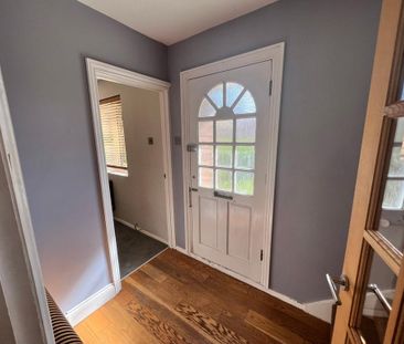 3 bedroom semi-detached house to rent - Photo 2