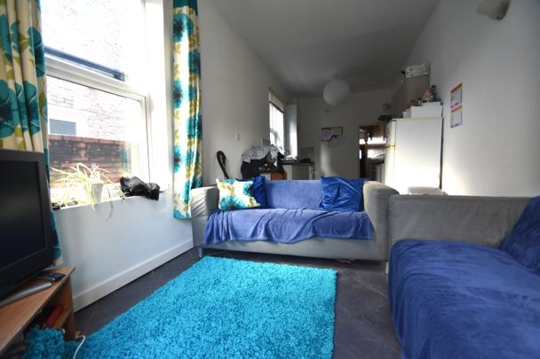5 bedroom terraced house to rent - Photo 1