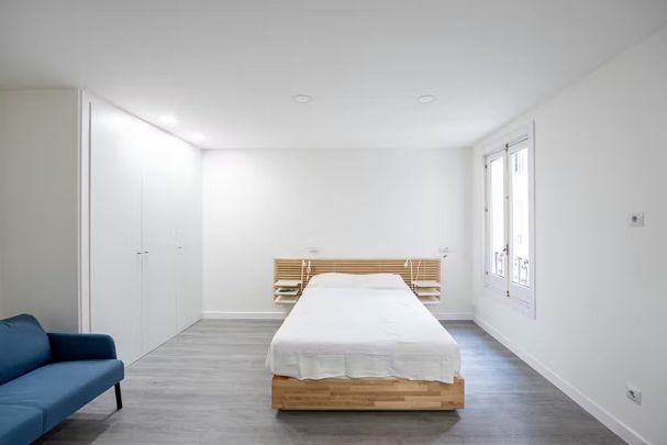 Calle del Arenal, Madrid, Community of Madrid 28013 - Foto 1