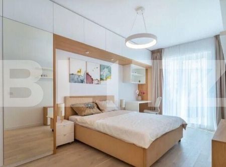 Apartament cu 2 camere, parcare subterana, decomandat, 57 mp, Record Park - Fotografie 3