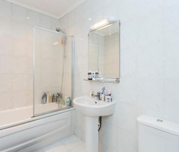 Room in a Shared House, Gibbon Road, W3 - Photo 5
