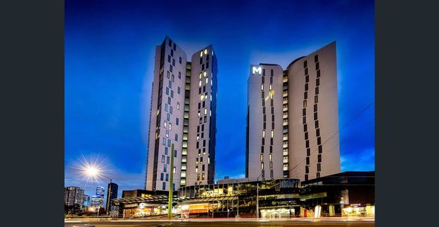 Veg only - Fully furnished Apartment for rent in Docklands - Photo 1