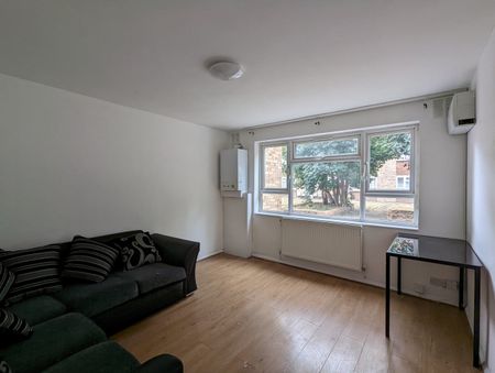 2 Bed Flat, Dorking Court, N17 - Photo 2