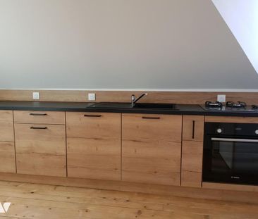 QUETTREVILLE SUR SIENNE bourg, APPARTEMENT deux pièces, au 2e étage - Photo 1