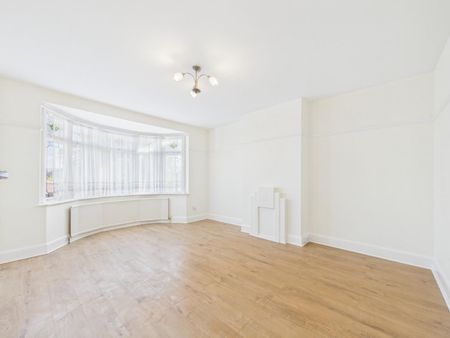 3 bedroom House To Let - Photo 4