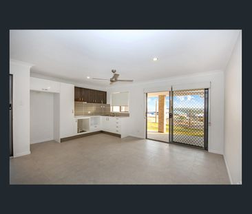 1/18 Bulloo Crescent, Brassall, Qld 4305 - Photo 4