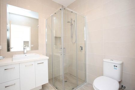 3/9 Downs Street, Pascoe Vale VIC 3044 - Photo 4