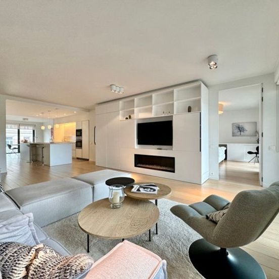 Appartement te huur - Photo 1