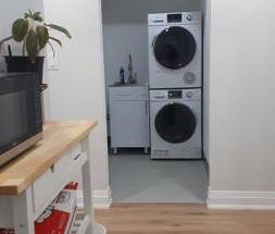 One Bedroom Apartment in Yonge-Eglinton Available for Rent Immediately - Photo 4