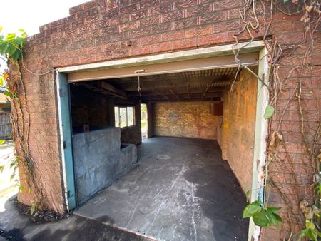 Spacious Brick Home in Cabramatta - Photo 5