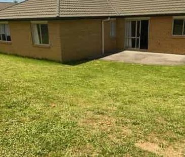 Quiet Cul-De-Sac Living. - Photo 3