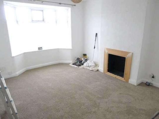 Coast Road, Rhyl, LL18 - Photo 1