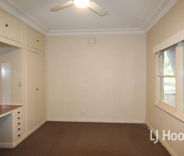 Comfortable 3 bedroom family home - Photo 2
