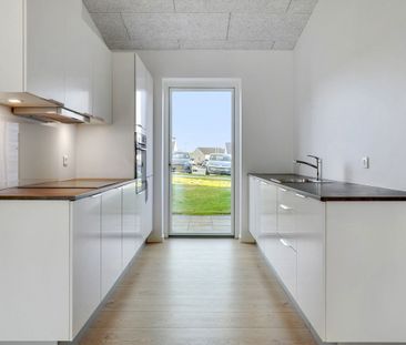 Moderne et-plans rækkehus i Grejs - Photo 1
