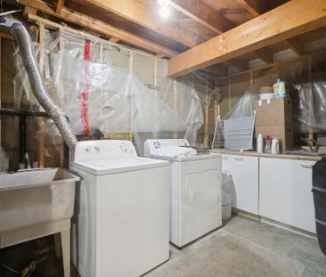 For Lease - 1 Middle Street, Georgina, Ontario - Photo 3