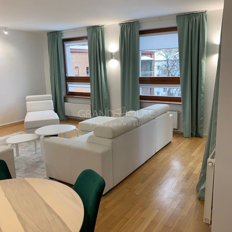 Piękne, jasne 2 pokoje na wynajem, zielona okolica - Photo 1