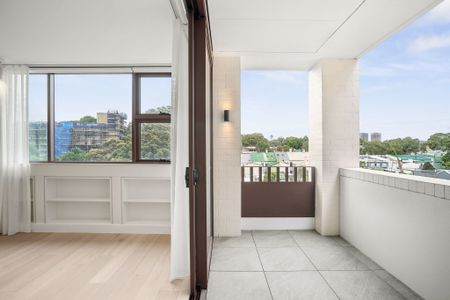 Unfurnished two bedroom with secure parking + storage - The Surry Hills Village - Photo 4
