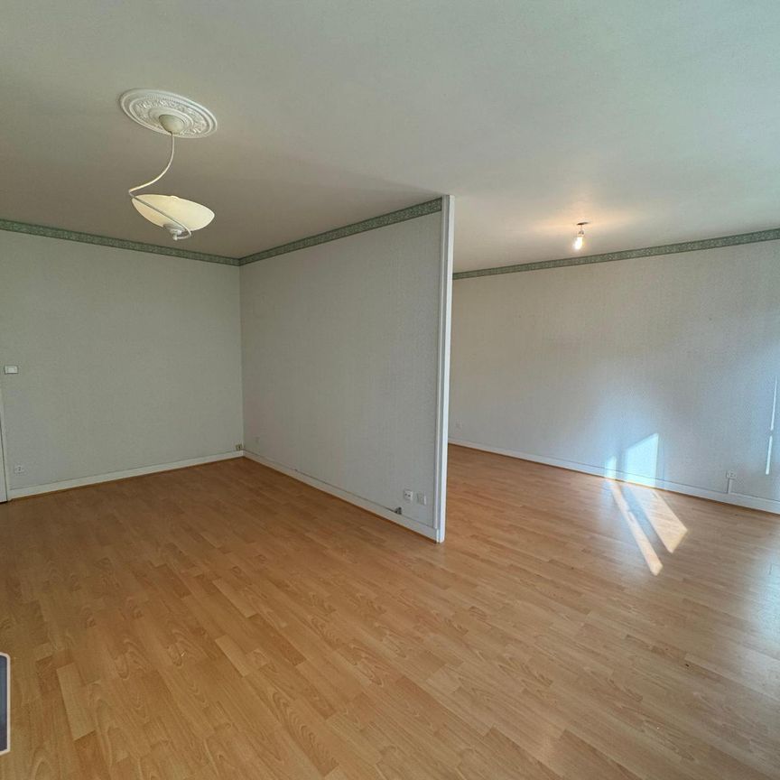 Location Appartement 4 pièces 79m² LE MANS 72000 - Photo 1