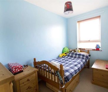 Pensclose, Witney, Oxfordshire, OX28 - Photo 3