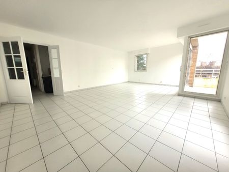 Location Appartement 4 pièces 99m² MARCQ EN BAROEUL 59700 - Photo 2