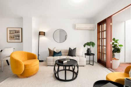 6/74A Sir Fred Schonell Drive, St Lucia QLD 4067 - Photo 4