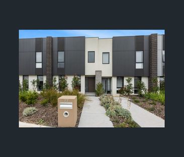 Convenient Living in the Heart of Craigieburn - Photo 6