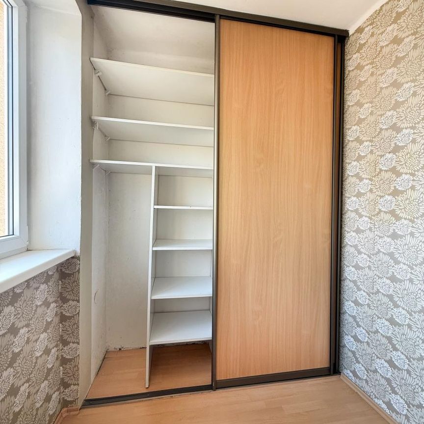 Pronájem bytu 2+1 52 m², Vítězslava Nezvala , Most - Photo 1