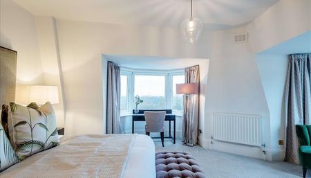 4 bedroom flat to rent - Photo 5