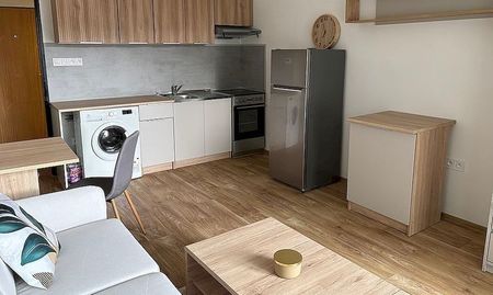 Prenájom: zariadená garsónka s veľkým balkónom vo Vrútkach - Photo 4