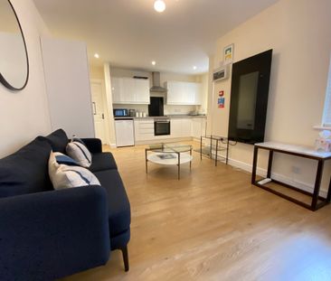 4 Bed Student Accommodation - Photo 1