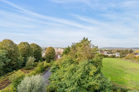 Volledig gerenoveerd appartement MET STAANPLAATS in Ronse! - Foto 5