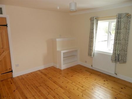 2 bedroom terraced house to rent - Photo 3