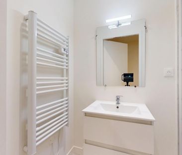 Location Appartement 1 pièce Meublé 33m² BORDEAUX 33000 - Photo 4