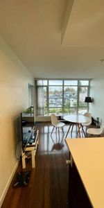 1 Bed/ 1 Bath/ 1 Den in East Vancouver/ Burnaby Area. - Photo 4