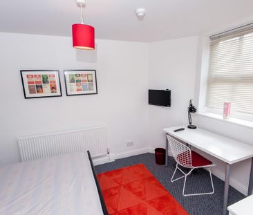 6 bedroom townhouse to rent - Photo 5