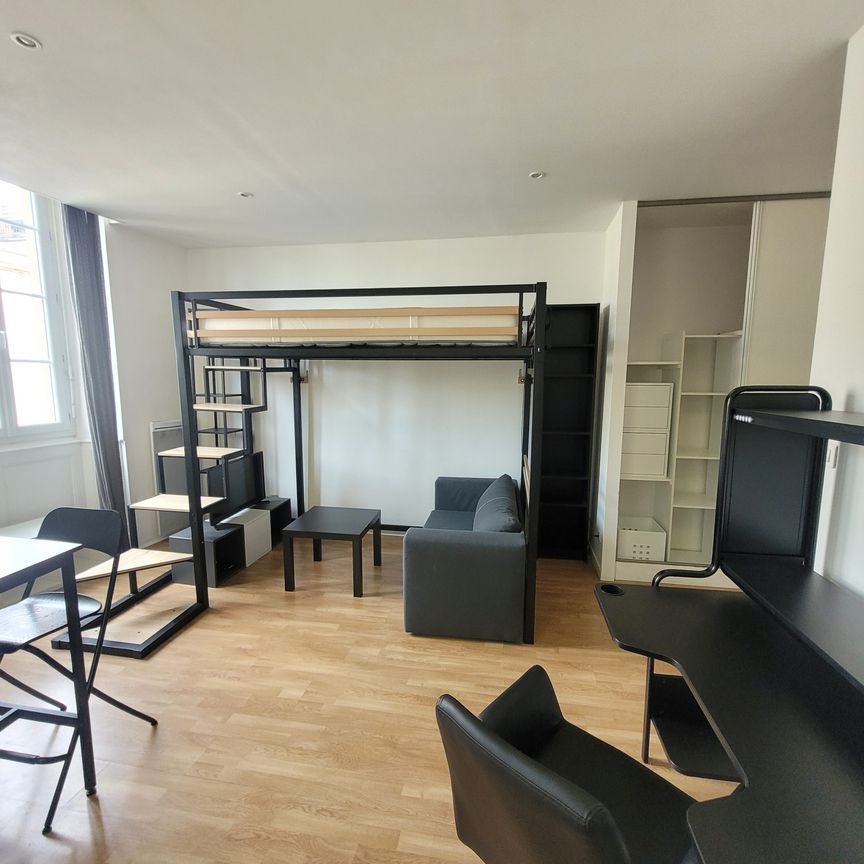 Location Appartement 1 pièce 27m² BORDEAUX 33000 - Photo 1
