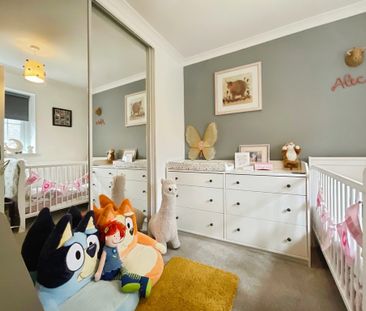 3 bedroom Detached House to let - Photo 4