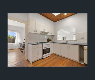 16 Jillian Street, Cranbourne, Vic 3977 - Photo 5