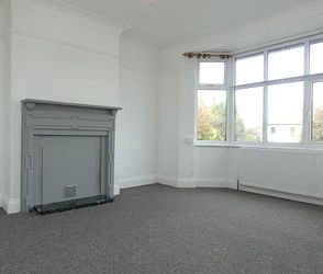 Lindenthorpe Road, Broadstairs, CT10 1BQ, Kent - Photo 3