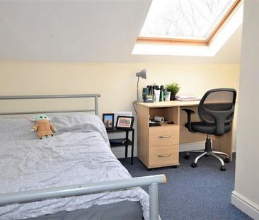 6 bedroom House To Let - Photo 5