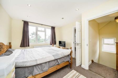 5 bedroom house to rent - Photo 2