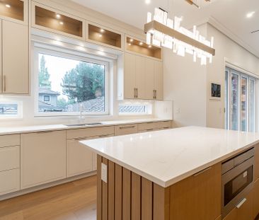 Luxury Modern 5 Bedroom Home in Dunbar Southlands Available July 1 - Photo 5