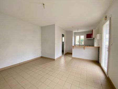 Location Appartement 1 Pièce 27 m² - Photo 2