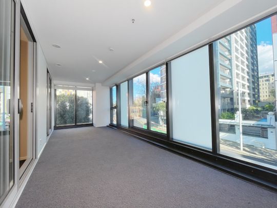 Newly renovated spacious ONE BEDROOM with Bonus Living - Photo 1