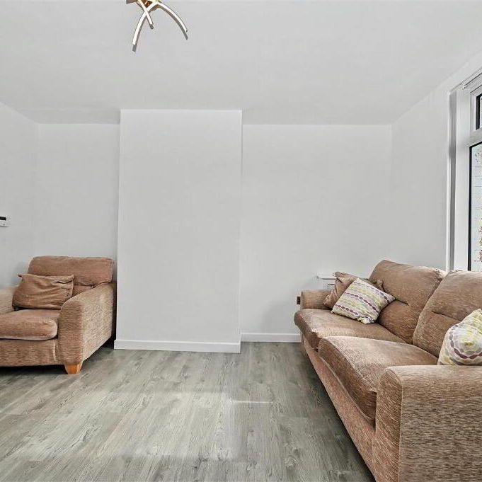 65 Olympia Drive, Belfast, BT12 6NG - Photo 1