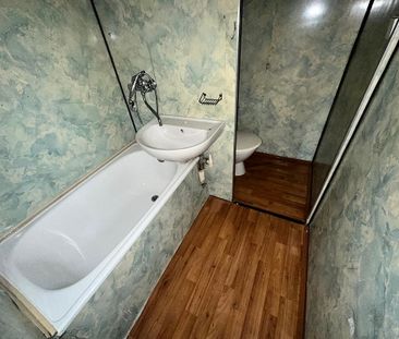 Pronájem bytu 1+kk 19 m² - Photo 2