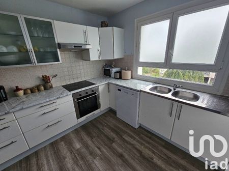 Appartement 3 pièces de 68 m² à Villiers-sur-Marne (94350) - Photo 2