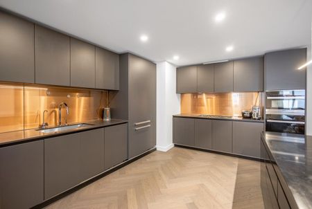 1480 Howe Street condo — Vancouver, BC (3-Bedroom) - 3 Bedroom - Photo 2
